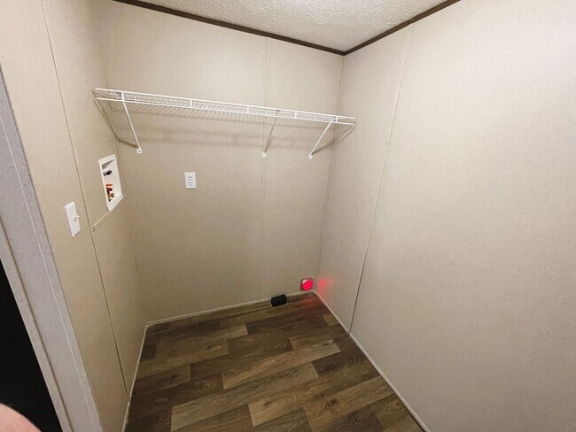 Building Photo - Pelican Point