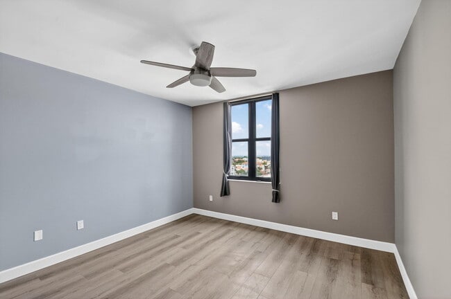 Building Photo - 651 Okeechobee Blvd
