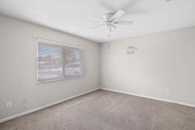 Building Photo - 7907 Sebastian Rd