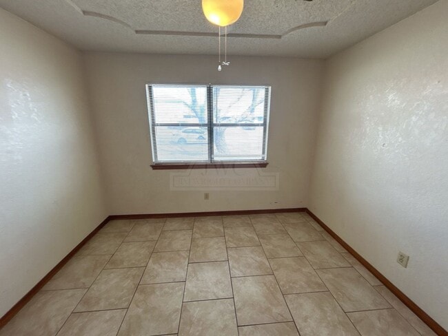 Building Photo - 4308 Shawn Dr