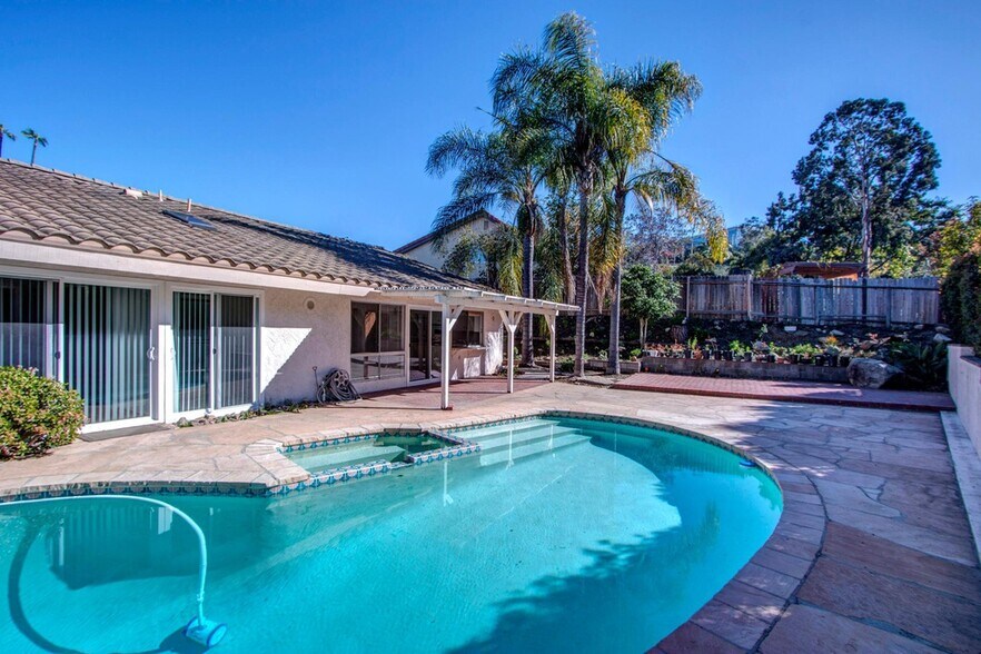 Building Photo - 17016 Matinal Rd