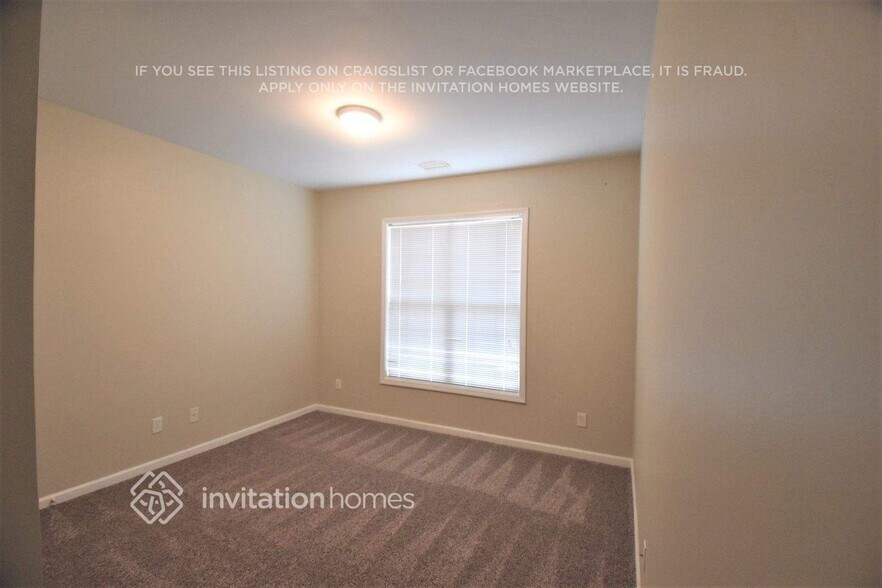 Building Photo - 467 Greyhawk Way