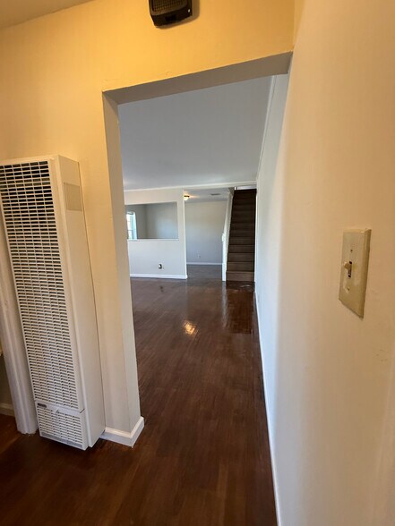 Building Photo - 223 Mendocino St