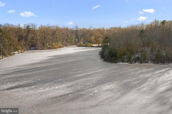 Building Photo - 3535 Meadow Rd