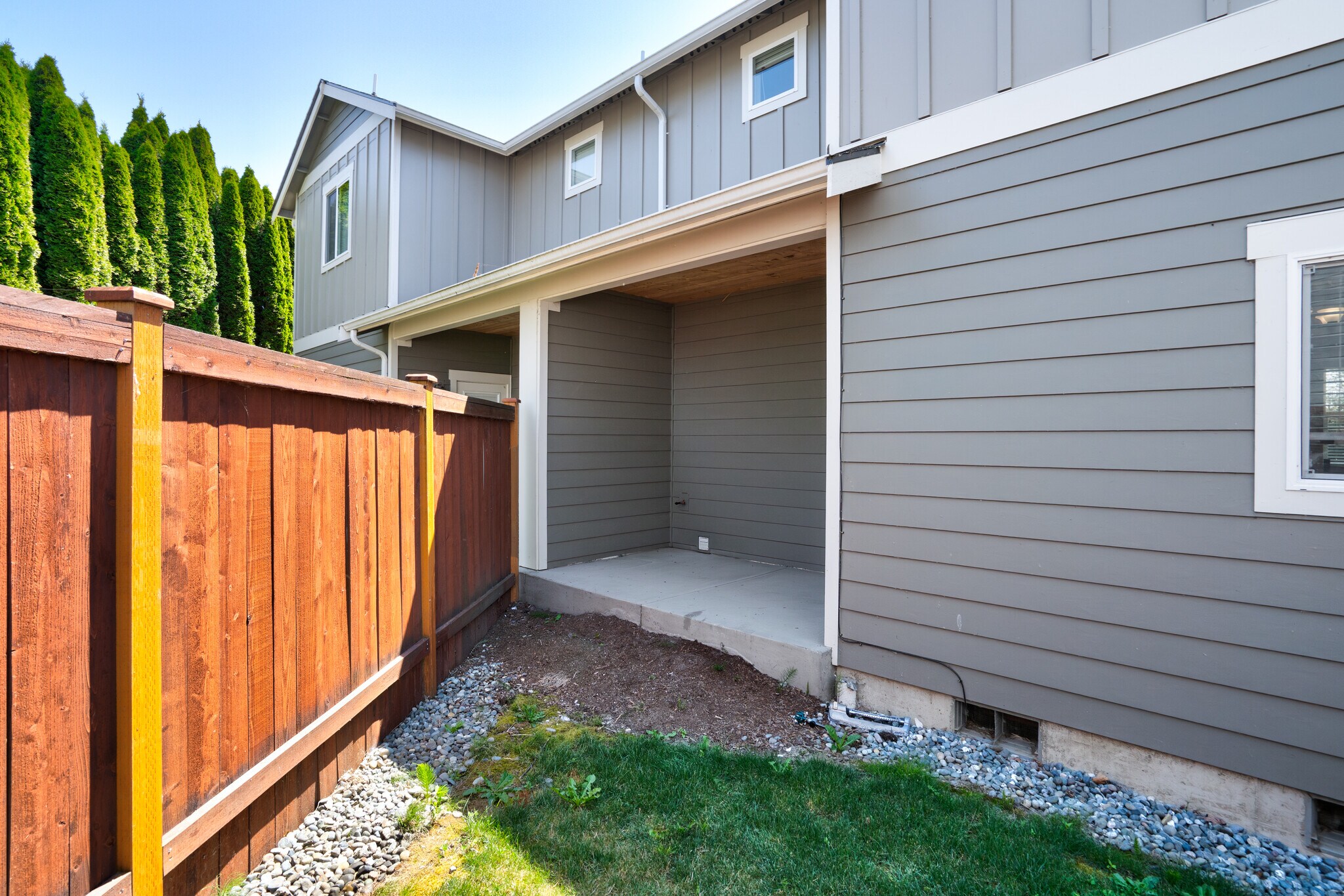 Building Photo - 604 F and S Grade Rd