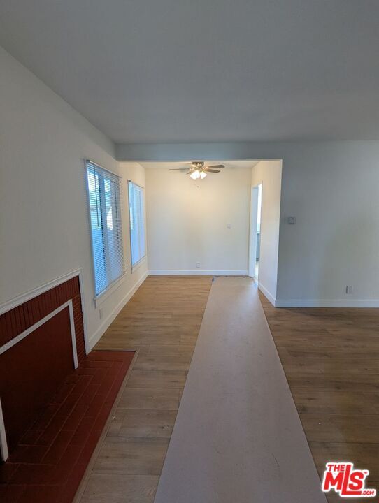 Building Photo - 6208 S Fairfax Ave