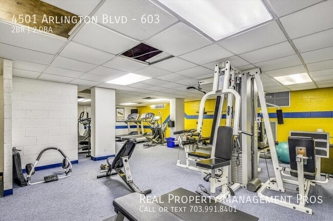 Building Photo - 4501 Arlington Blvd
