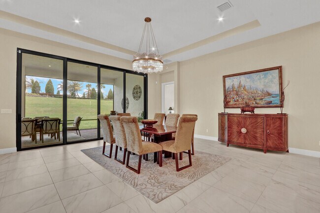 Building Photo - 9204 SW Arco Wy