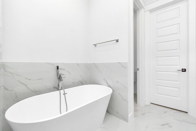 Building Photo - 4721 Independence Hts Ln