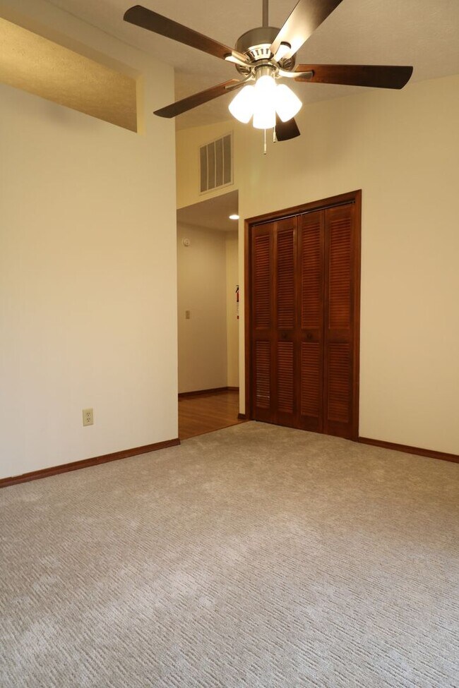 Building Photo - Two Master Suites and Two Bathroom Home