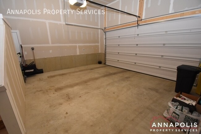 Building Photo - 3601 Edgemont St