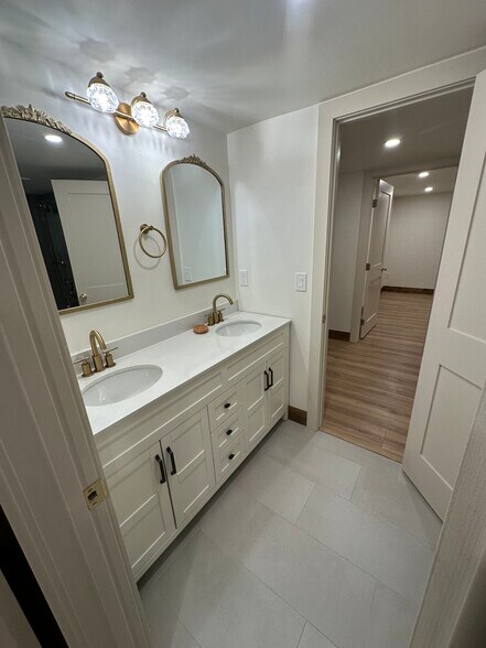 Building Photo - 3139 Benton St