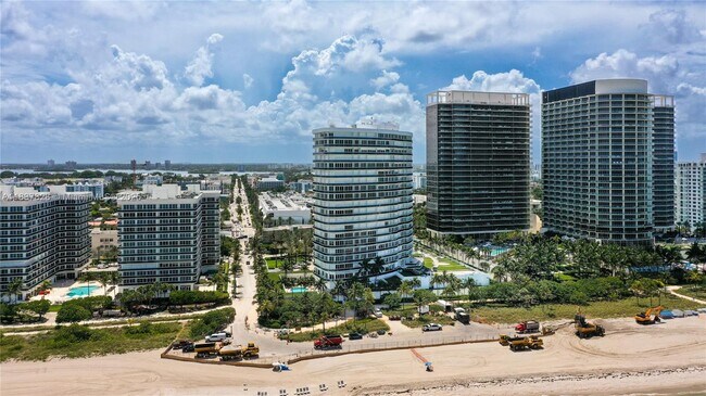 Building Photo - 9601 Collins Ave