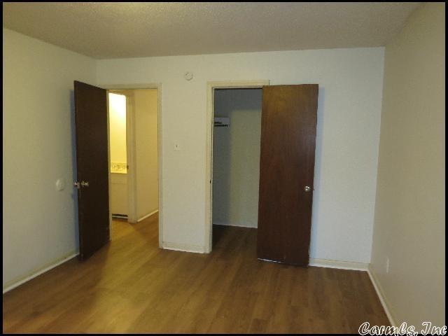 Building Photo - 9122 Tanya Dr