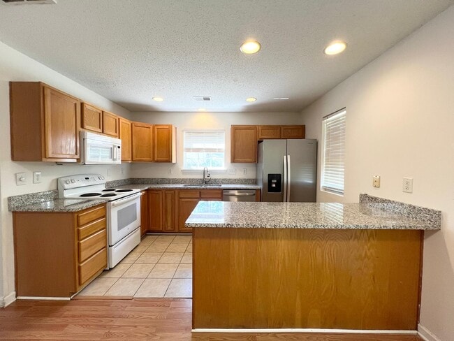 Building Photo - 12237 Hood Bend Ct