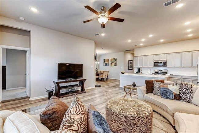 Building Photo - 5110 Morrison Dr