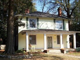 Building Photo - 3125 Heyward St