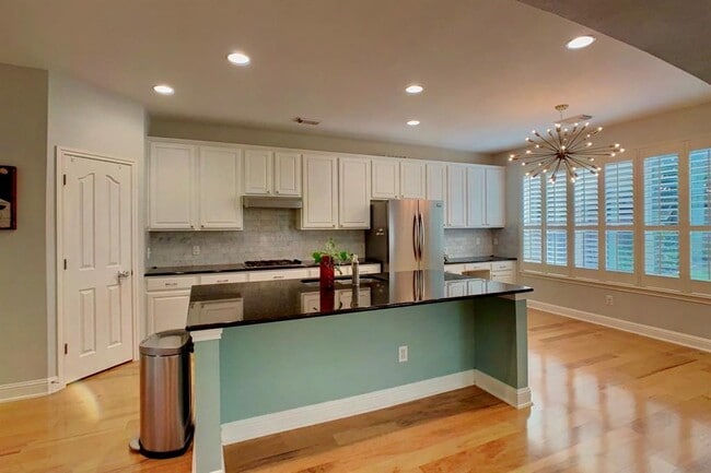 Building Photo - 15505 Prestancia Dr