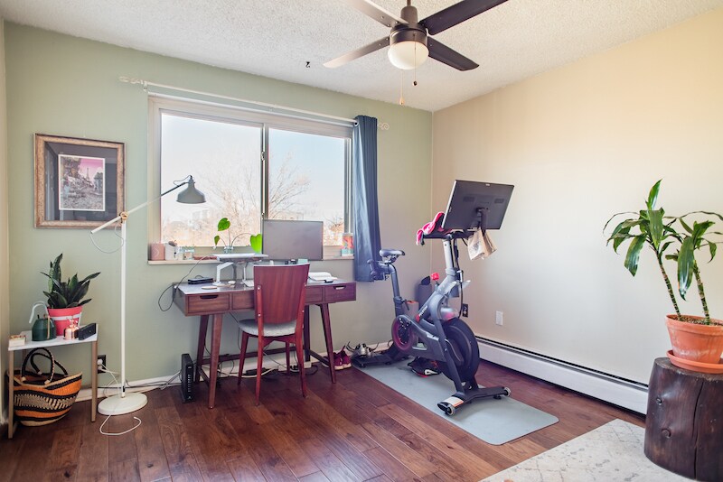 Building Photo - 1233 N Ogden St