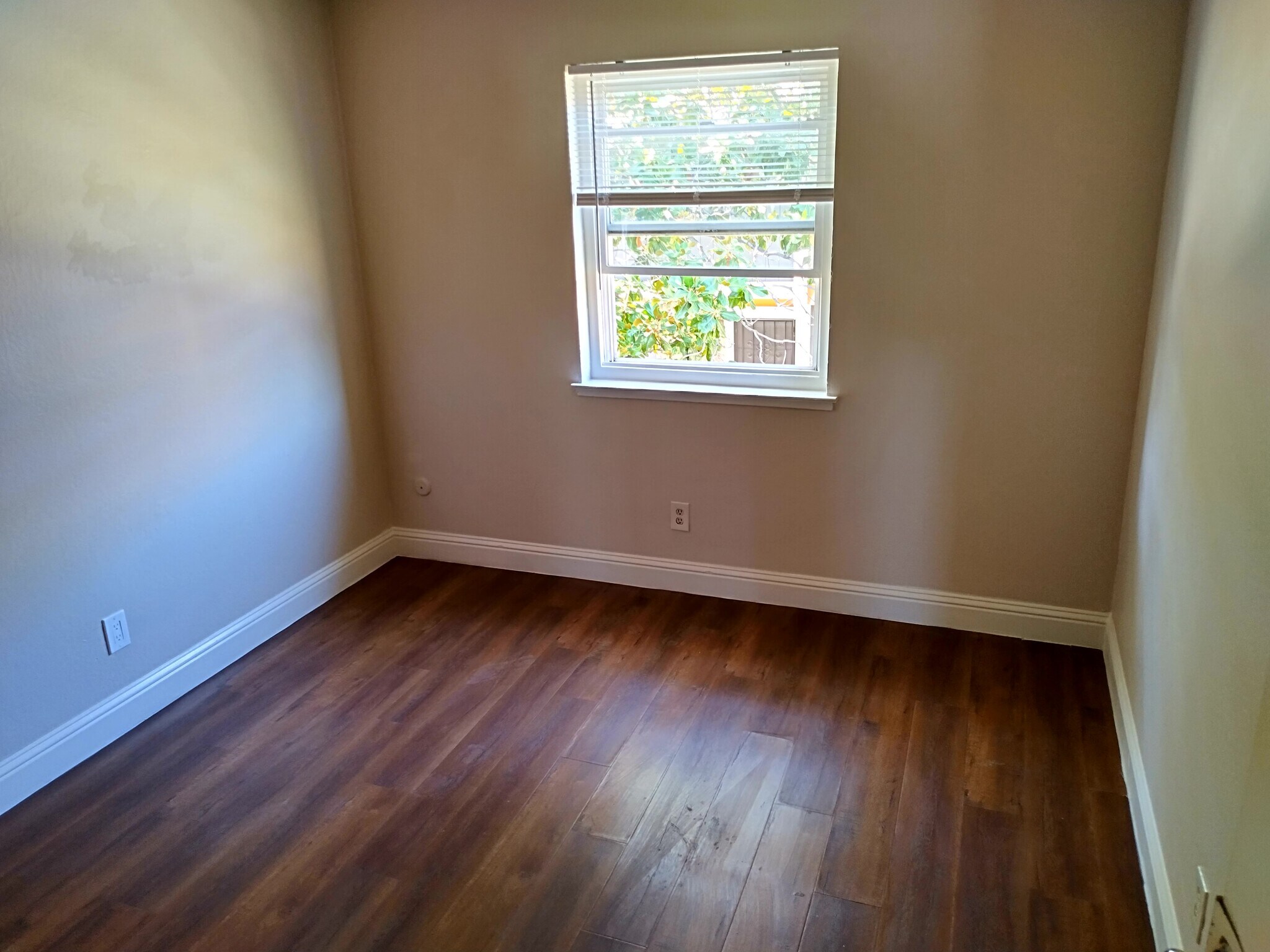 Building Photo - 4207 Brookfield Dr
