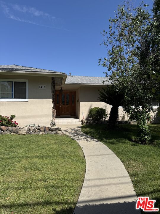 Building Photo - 5412 Hazeltine Ave