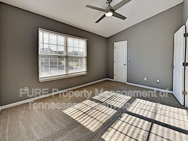 Building Photo - 2042 Shaylin Loop