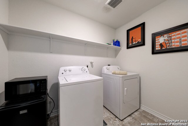 Building Photo - 3011 Comanche Crossing