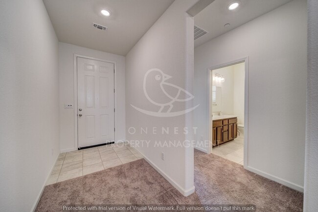 Building Photo - Gorgeous 3 Bedroom, 2 Bath Home In Twelve Bridges