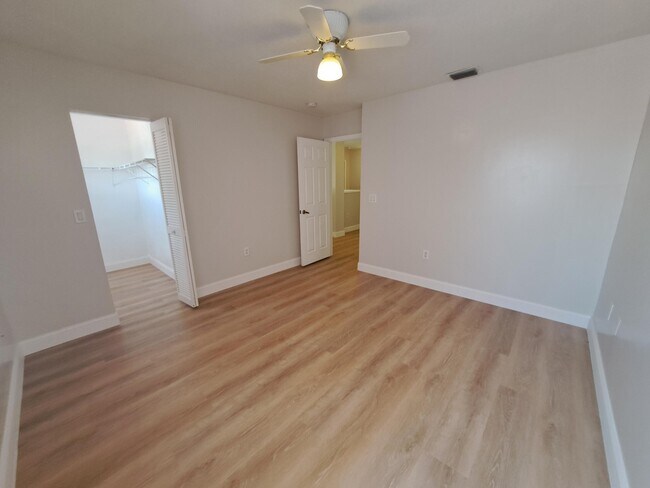Building Photo - 12349 NW 53rd St