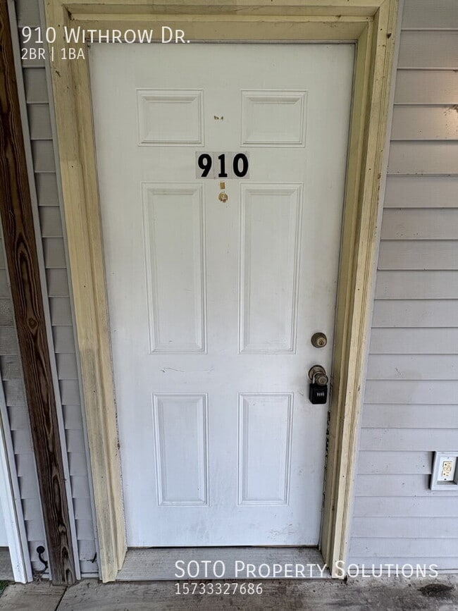 Building Photo - 910 Withrow Dr