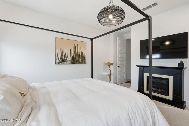 Building Photo - 5714 S Veneto