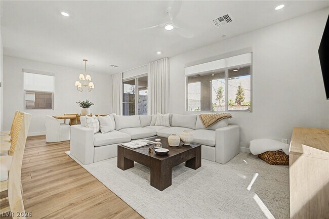 Building Photo - 1575 Crested Eagle St