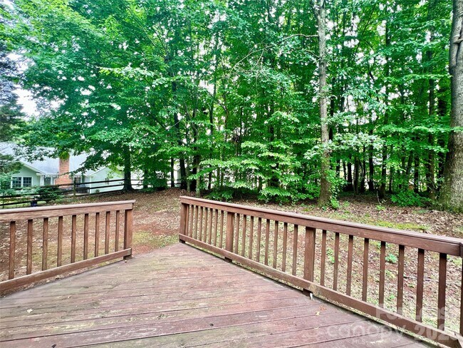 Building Photo - 4409 Stonefield Dr