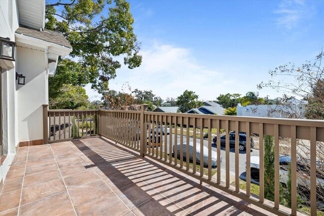 Building Photo - 2327 4th Ave N