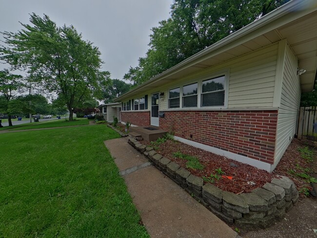 Primary Photo - 770 Manresa Ln