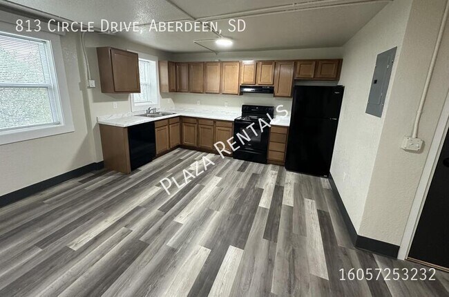 Building Photo - 1020 N 2nd St