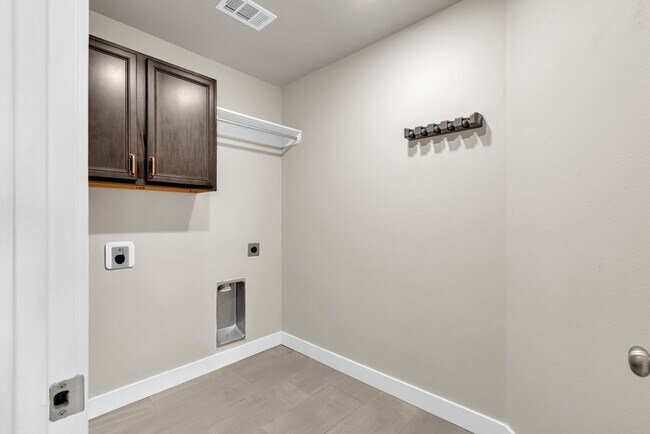 Building Photo - 9044 Antelope Ave