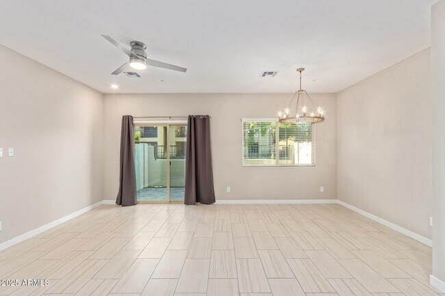 Building Photo - 2134 W Harmont Dr