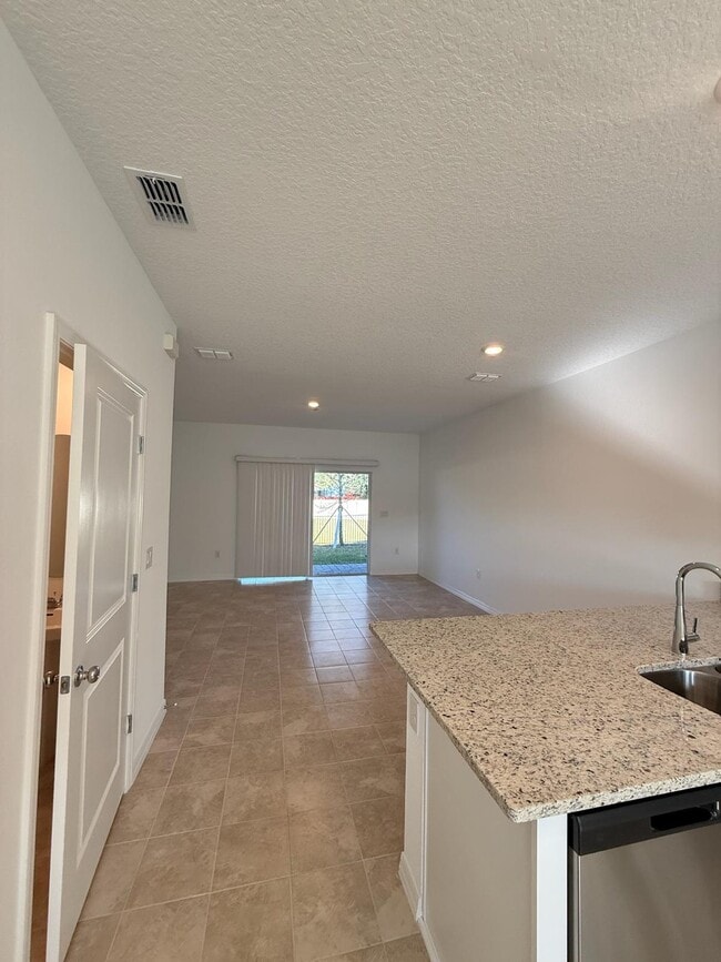 Building Photo - 7235 Sabal Ter