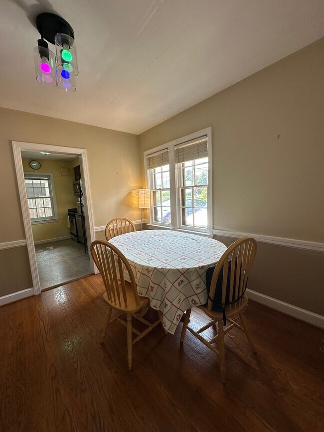 Building Photo - Charming 1930s Stone & Brick Cottage – 3BR...