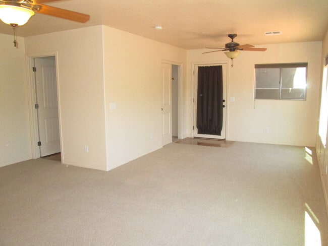 Building Photo - Unfurnished, 1-year long-term rental