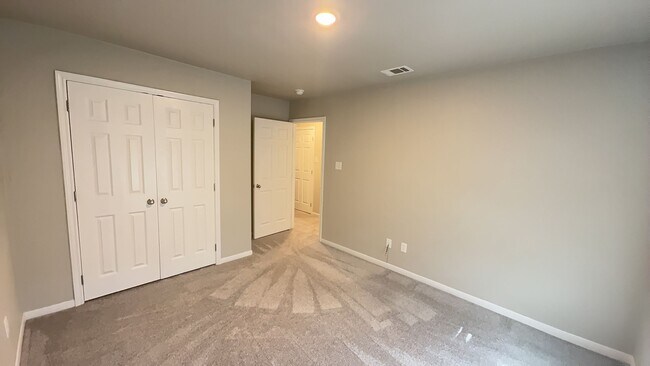 Building Photo - 1604 Pontotoc Trce