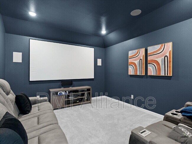 Building Photo - 4828 Celestial Rd