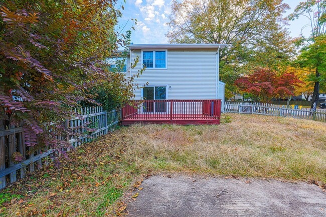 Building Photo - 8096 Castle Rock Ct