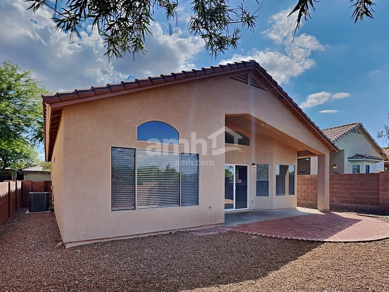 Building Photo - 4156 W Glance Mine Pl