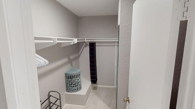 Building Photo - Stunning Bayfront 2/2.5 Condo in Montego Court