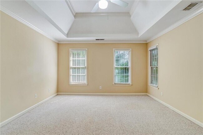 Building Photo - 510 Jacaranda Ct