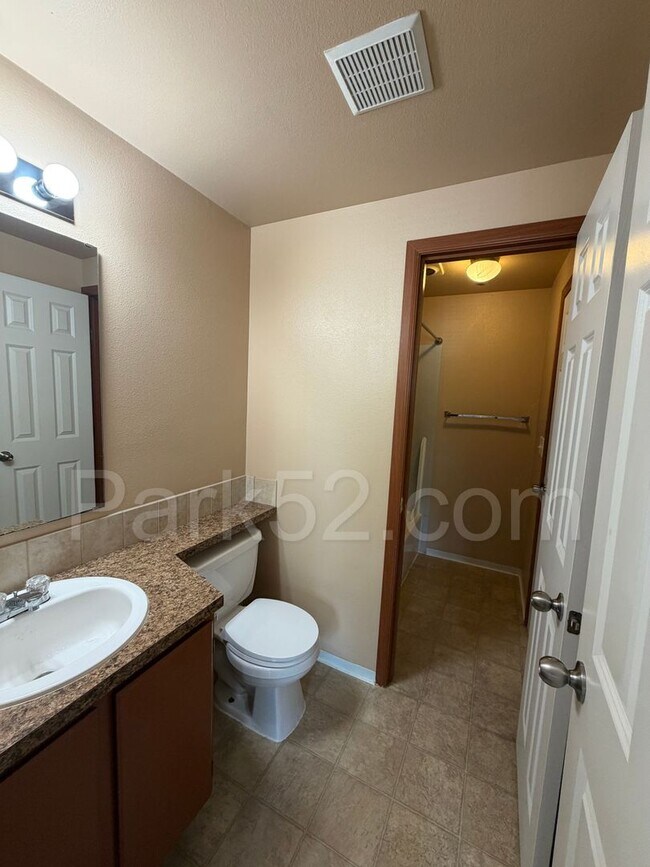 Building Photo - 17728 85th Ave Ct E
