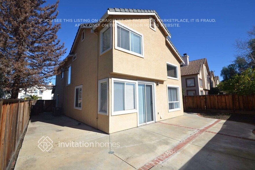 Building Photo - 5220 Catanzaro Way
