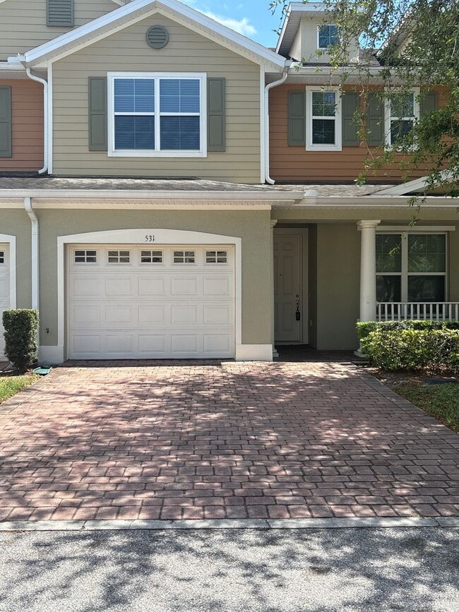 Building Photo - Beautiful 2-Story Townhome in Battaglia Subdivision, St. Cloud, FL